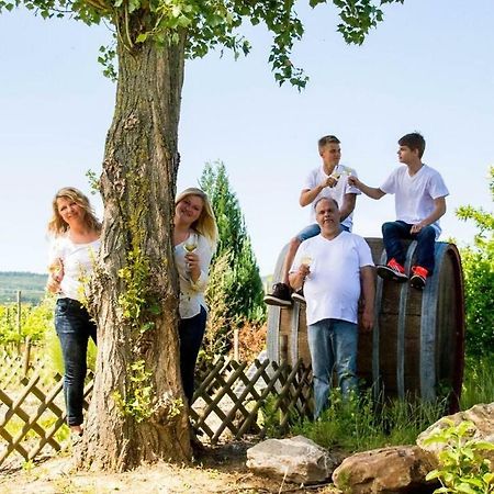 Ferienzimmer Weingut Mack Oestrich-Winkel Exterior photo